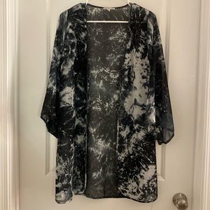 Sheer three-quarter length polyester cover-up